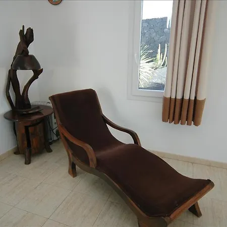 Casa Togio - Wonderful 3 Bedroom - Short Stroll To Beach And Promenade *