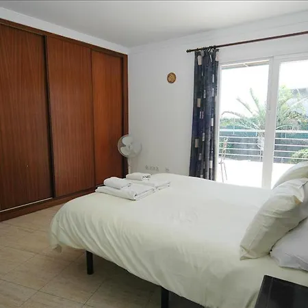 Casa Togio - Wonderful 3 Bedroom - Short Stroll To Beach And Promenade