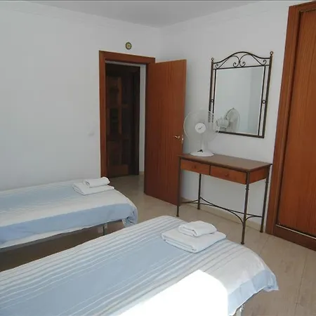 Casa Togio - Wonderful 3 Bedroom - Short Stroll To Beach And Promenade Villa Puerto del Carmen (Lanzarote)