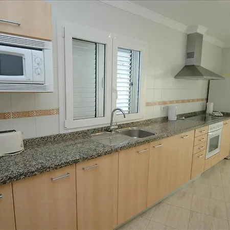 Casa Togio - Wonderful 3 Bedroom - Short Stroll To Beach And Promenade Villa
