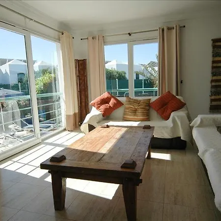 Casa Togio - Wonderful 3 Bedroom - Short Stroll To Beach And Promenade Puerto del Carmen (Lanzarote)