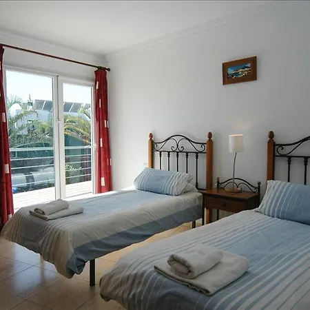 Casa Togio - Wonderful 3 Bedroom - Short Stroll To Beach And Promenade Puerto del Carmen (Lanzarote)